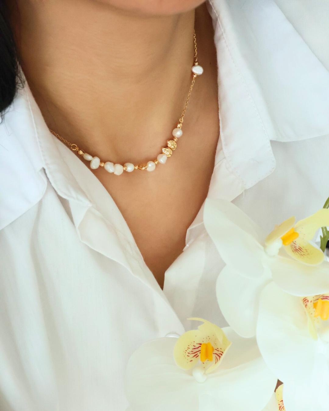 Elaria Pearl Necklace