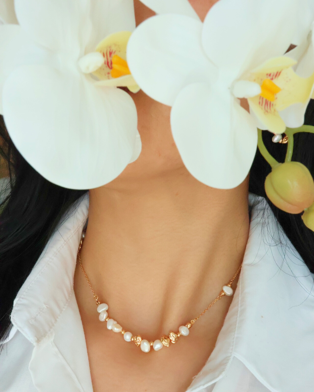 Elaria Pearl Necklace